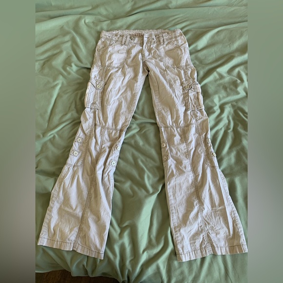 Low waisted cargos - Picture 1 of 4